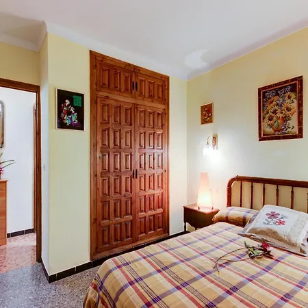 Apartment In Centro Roses