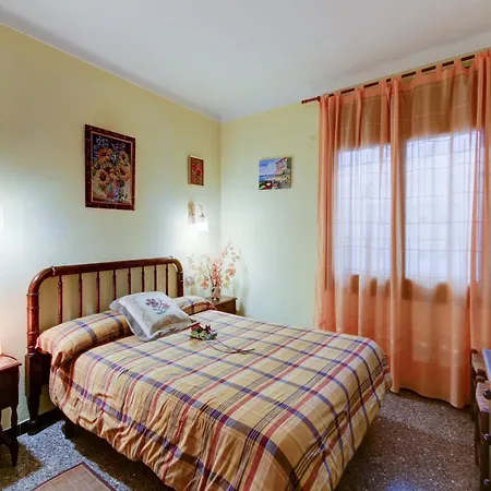 In Centro Apartment Roses